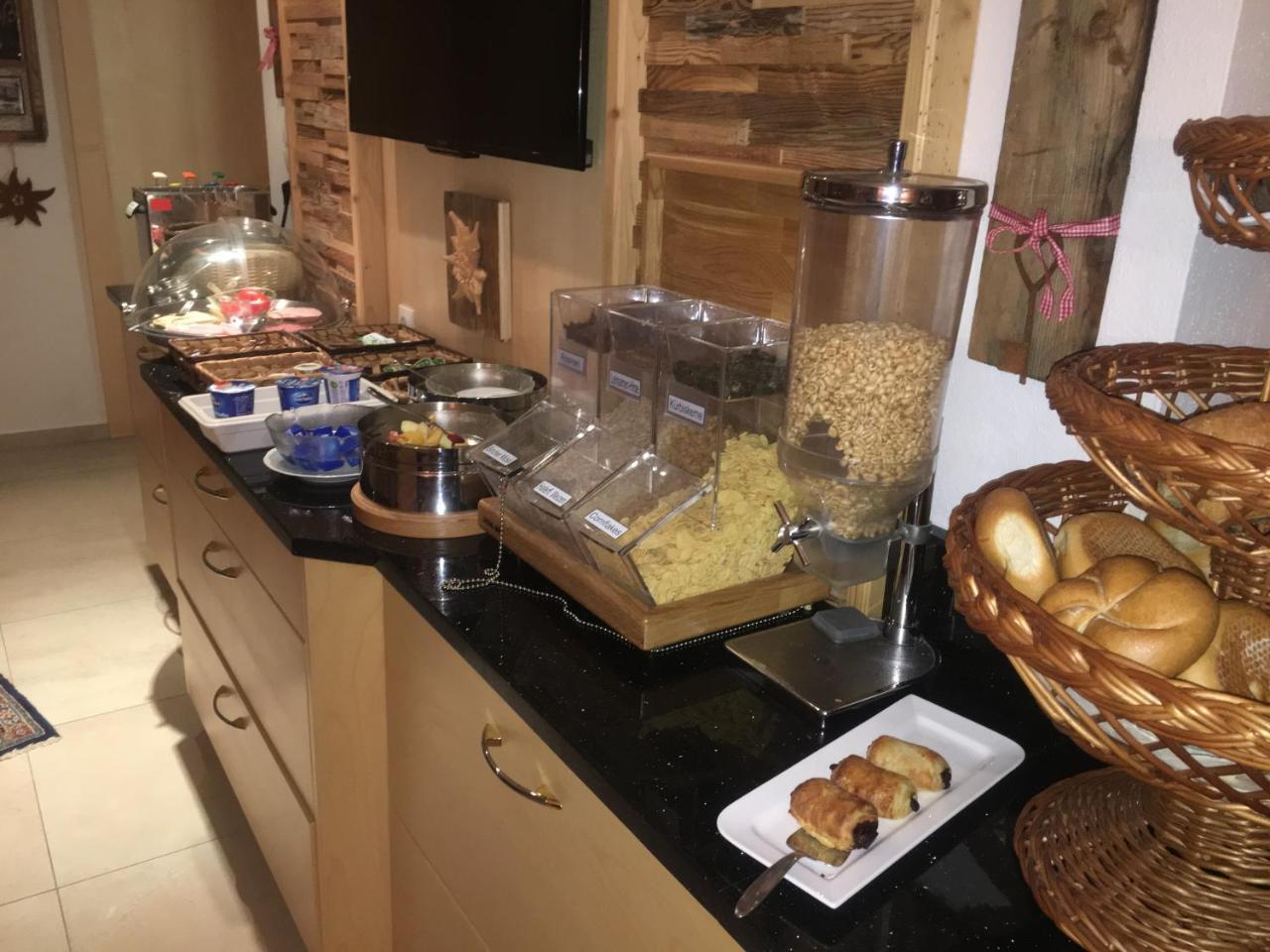 Pension Edelweiss Breitenbach am Inn Dış mekan fotoğraf